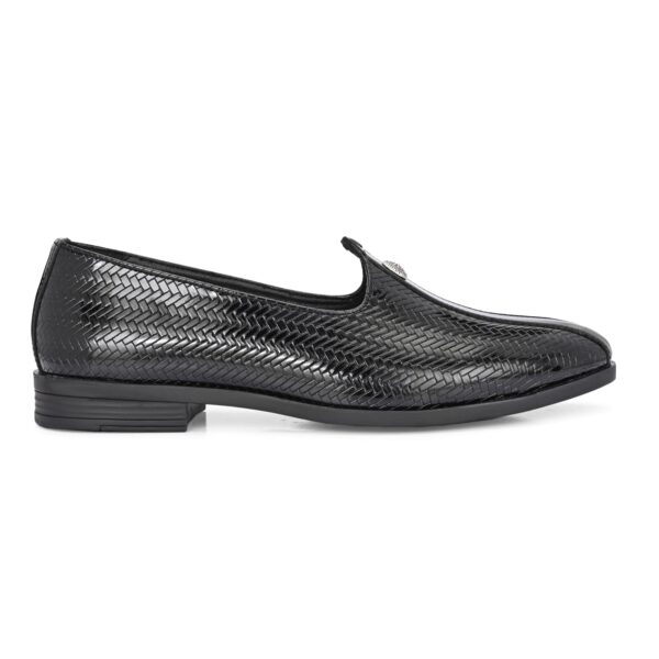 Men’s Textured Glossy Nagra Jutti with Metal Accent – Black - Image 4