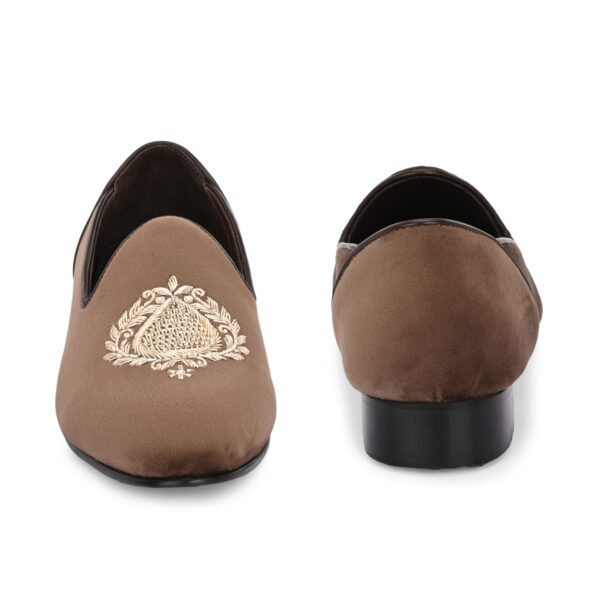 Men’s Regal Embroidered Ethnic Jutis Brown & Balck - Image 4